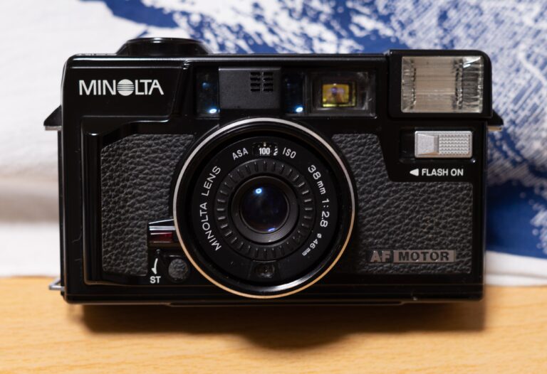 ミノルタ MINOLTA HI-MATIC AF2-M の外観写真