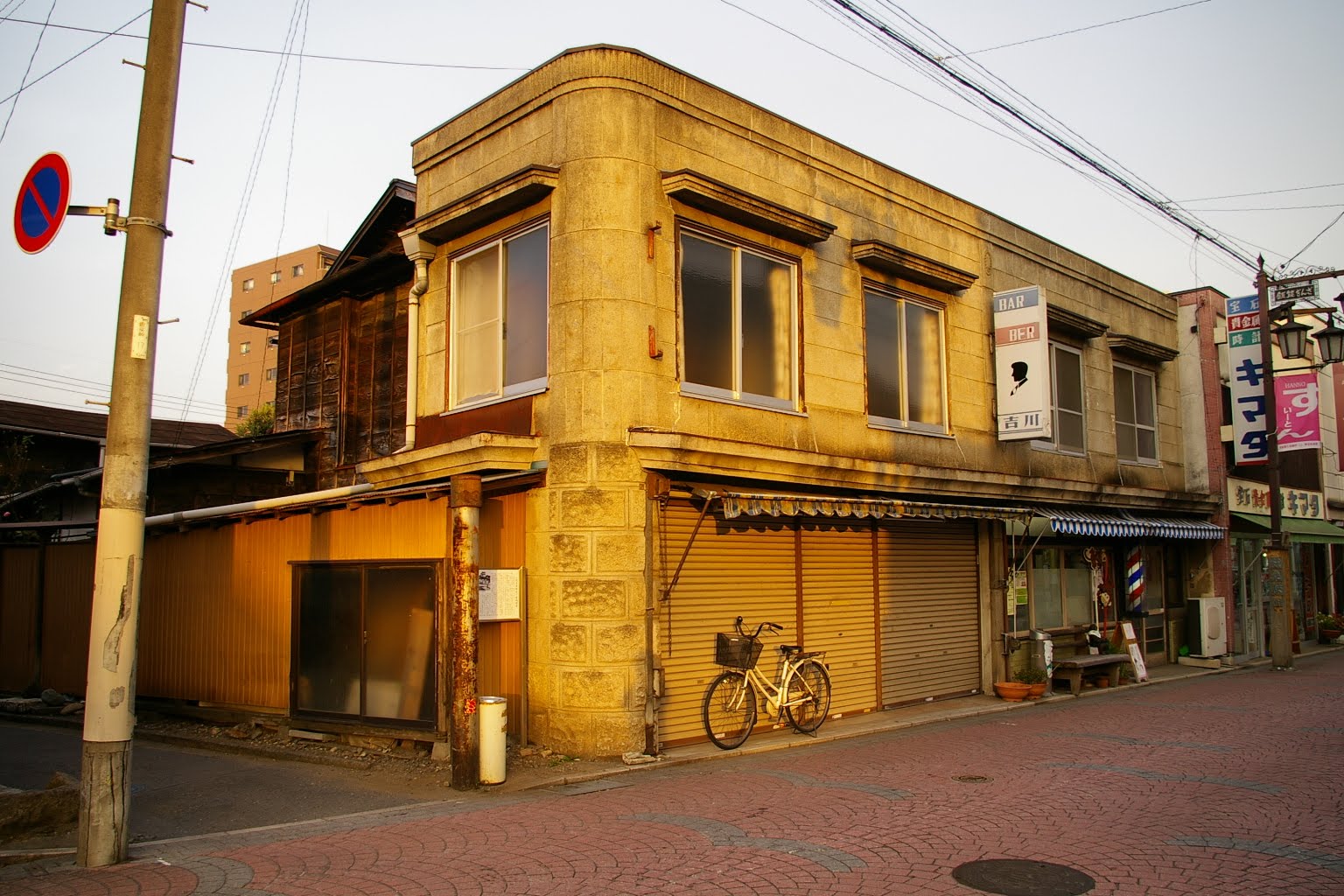 看板建築（飯能）の写真