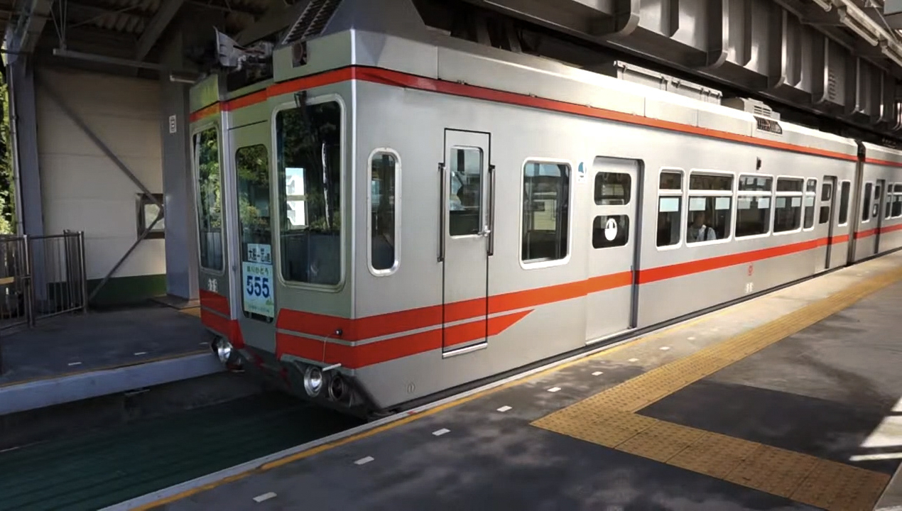 湘南モノレール 走行光景