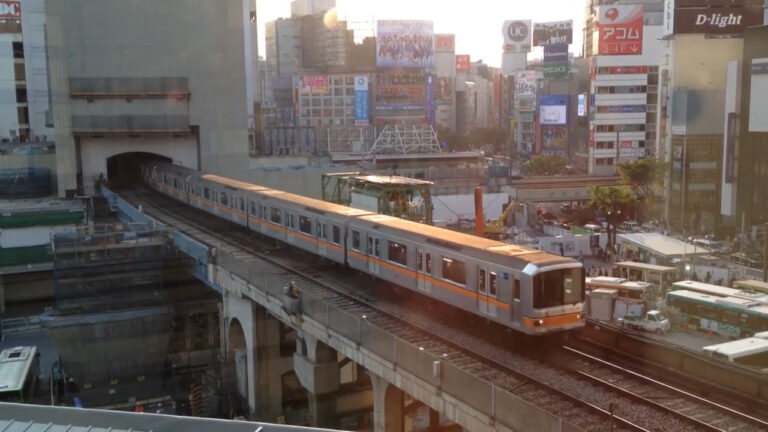 銀座線 01系 走行光景