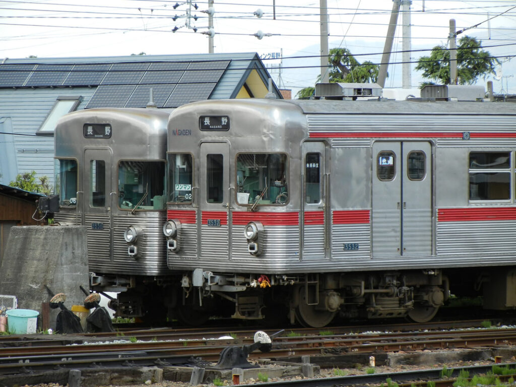 セミステンレス 車両写真
